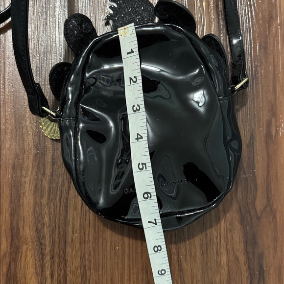 Danielle Nicole Ursula Crossbody Bag Black Little Mermaid Villain - Picture 9 of 11